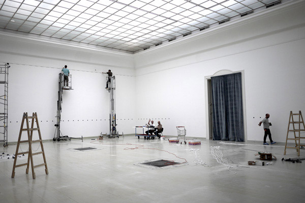 Műcsarnok, Kunsthalle Budapest, On The Edge Of Perceptibility, vibrant disturbance